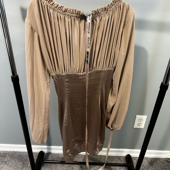 HOUSE OF CB - GRAY LONG SLEEVE DRESS - Picture 3 of 4